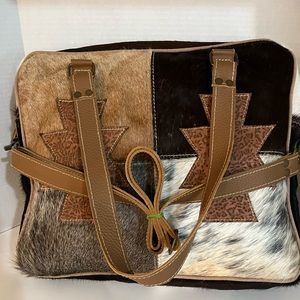 Hopoflybags shoulder Tote, Cowhide and Leather, inside cotton, Height 24” S-52”